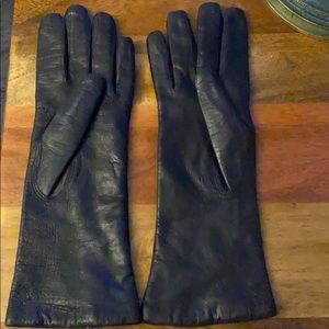 Portolano Black leather gloves